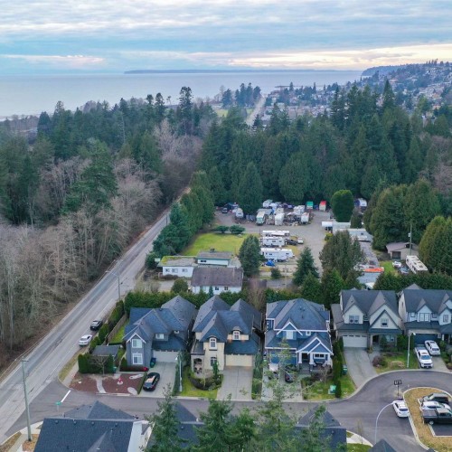 Photo 4 at 817 163a Street, King George Corridor, South Surrey White Rock