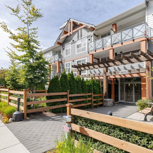 Photo 1 at 303 - 14605 Mcdougall Drive, King George Corridor, South Surrey White Rock