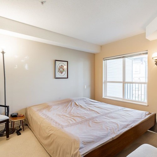 Photo 16 at 305 - 15265 17a Avenue, King George Corridor, South Surrey White Rock