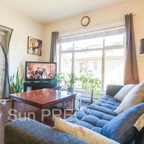Photo 5 at 213 - 13468 King George Boulevard, Whalley, North Surrey