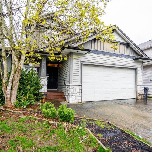 Photo 1 at 19627 73b Avenue, Willoughby Heights, Langley