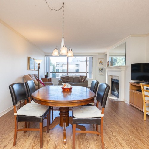 Photo 8 at 506 - 15111 Russell Avenue, White Rock, South Surrey White Rock