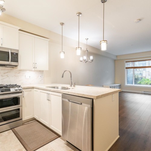 Photo 6 at 102 - 20367 85 Avenue, Willoughby Heights, Langley