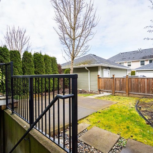 Photo 33 at 20587 84 Avenue, Willoughby Heights, Langley