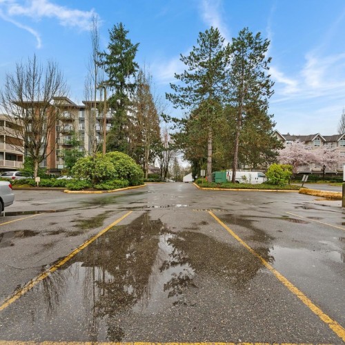 Photo 2 at 103 - 13507 96 Avenue, Whalley, North Surrey