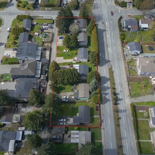 Photo 3 at 15036 88 Avenue, Bear Creek Green Timbers, Surrey Photo 3 at 15036 88 Avenue, Bear Creek Green Timbers, Surrey