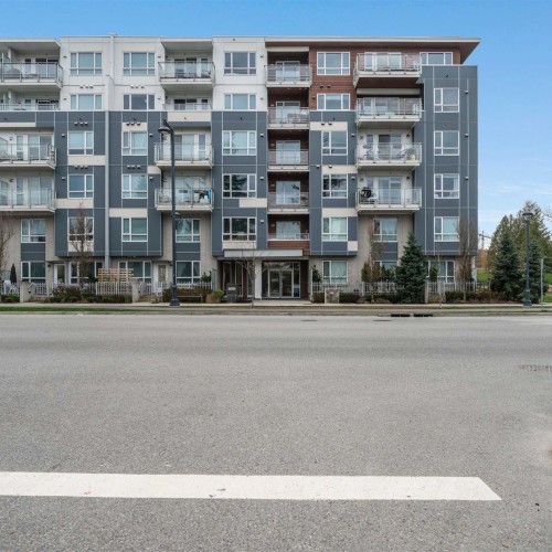 Photo 1 at 513 - 10603 140 Street, Whalley, North Surrey