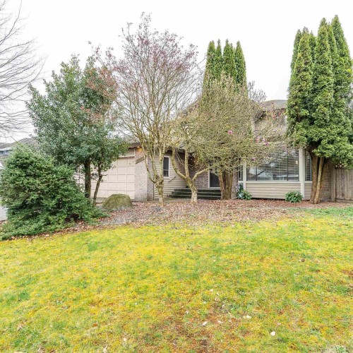 Photo 2 at 16752 Beechwood Court, Fraser Heights, North Surrey