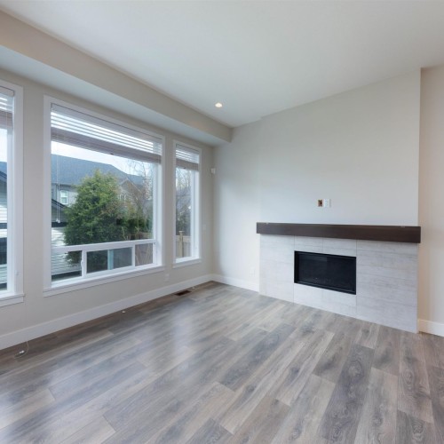 Photo 13 at 20487 82 Avenue, Willoughby Heights, Langley
