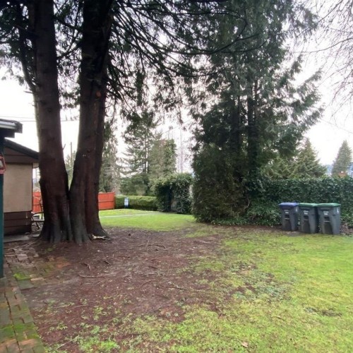 Photo 11 at 13704 110a Avenue, Bolivar Heights, North Surrey