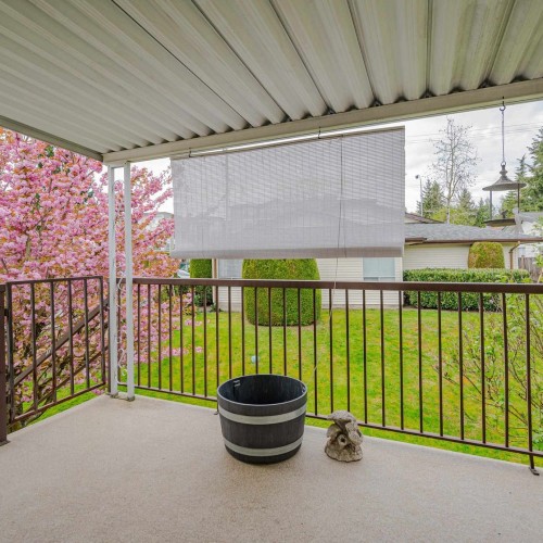 Photo 8 at 32 - 6467 197 Street, Willoughby Heights, Langley