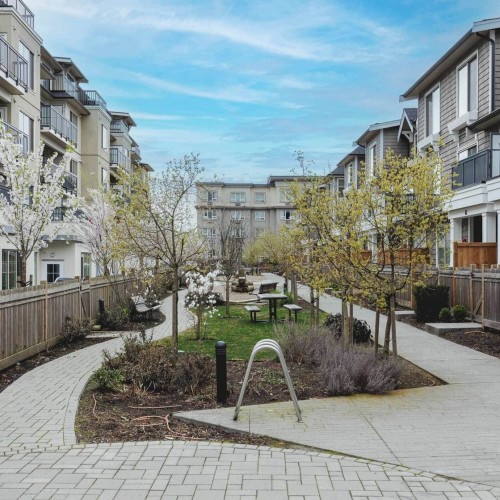 Photo 18 at A215 - 20487 65 Avenue, Willoughby Heights, Langley