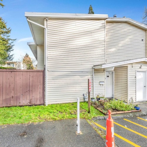 Photo 2 at 1 - 9400 122 Street, Queen Mary Park Surrey, Surrey Photo 2 at 1 - 9400 122 Street, Queen Mary Park Surrey, Surrey