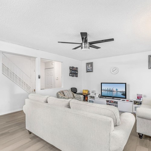 Photo 8 at 1 - 9400 122 Street, Queen Mary Park Surrey, Surrey Photo 8 at 1 - 9400 122 Street, Queen Mary Park Surrey, Surrey