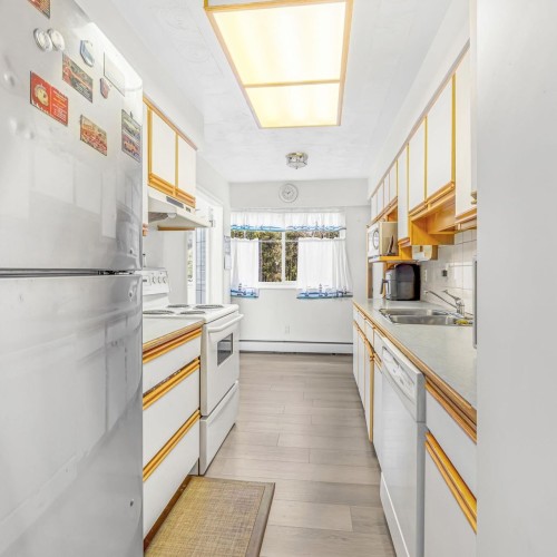 Photo 14 at 1 - 9400 122 Street, Queen Mary Park Surrey, Surrey Photo 14 at 1 - 9400 122 Street, Queen Mary Park Surrey, Surrey