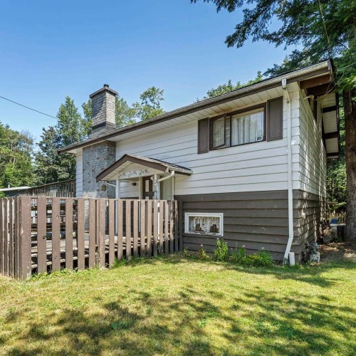 Photo 3 at 7876 139a Street, East Newton, Surrey Photo 3 at 7876 139a Street, East Newton, Surrey