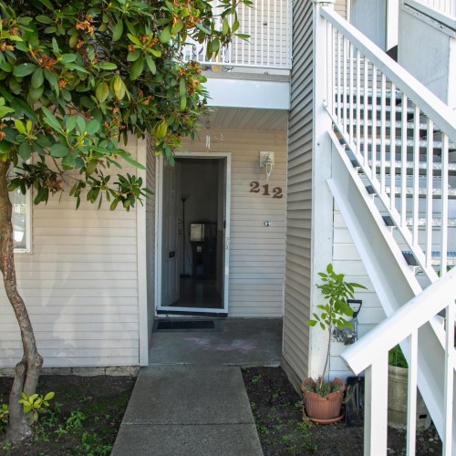 Photo 2 at 212 - 13947 72 Avenue, East Newton, Surrey Photo 2 at 212 - 13947 72 Avenue, East Newton, Surrey