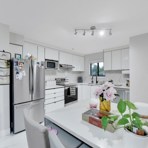 Photo 9 at 129 - 13710 67 Avenue, East Newton, Surrey Photo 9 at 129 - 13710 67 Avenue, East Newton, Surrey