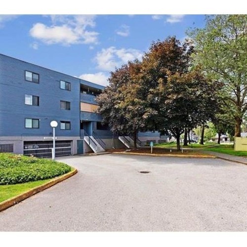 Photo 4 at 105 17661 58a Avenue, Cloverdale BC, Cloverdale Photo 4 at 105 17661 58a Avenue, Cloverdale BC, Cloverdale