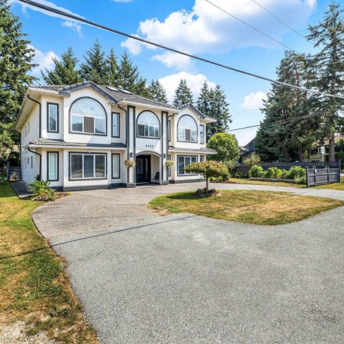 Photo 3 at 6222 133 Street, Panorama Ridge, Surrey Photo 3 at 6222 133 Street, Panorama Ridge, Surrey