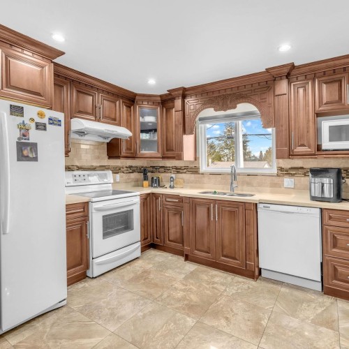 Photo 10 at 13052 64 Avenue, Panorama Ridge, Surrey Photo 10 at 13052 64 Avenue, Panorama Ridge, Surrey