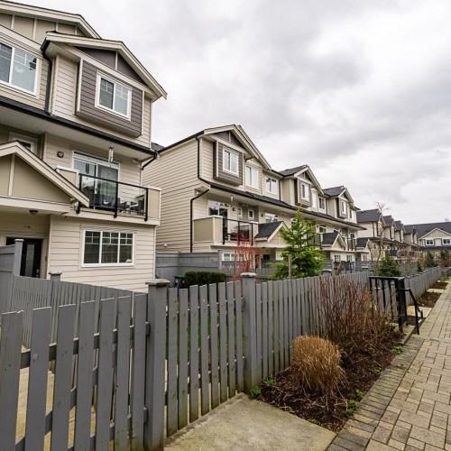 Photo 2 at 170 - 13898 64 Avenue, Sullivan Station, Surrey Photo 2 at 170 - 13898 64 Avenue, Sullivan Station, Surrey