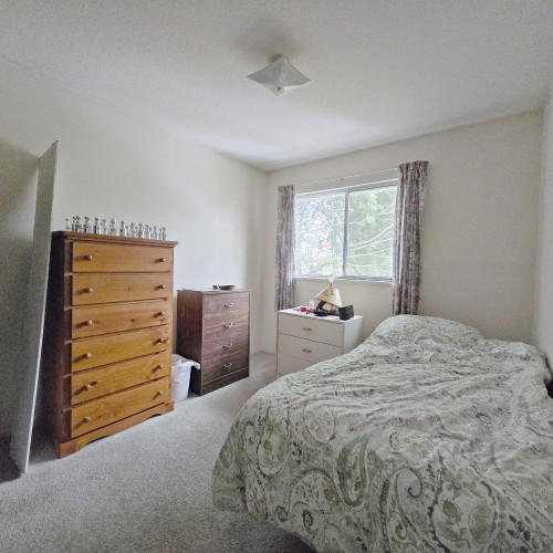 Photo 4 at 6421 King George Boulevard, West Newton, Surrey Photo 4 at 6421 King George Boulevard, West Newton, Surrey