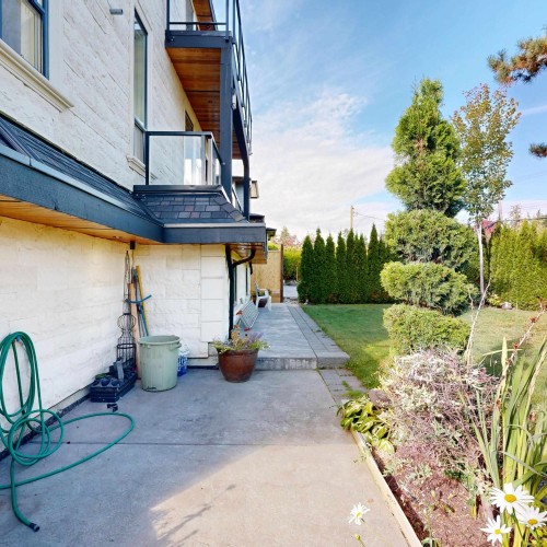 Photo 6 at 17997 56a Avenue, Cloverdale BC, Cloverdale Photo 6 at 17997 56a Avenue, Cloverdale BC, Cloverdale