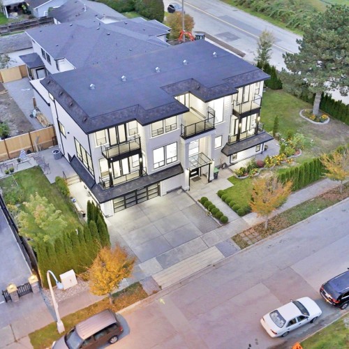 Photo 3 at 17997 56a Avenue, Cloverdale BC, Cloverdale Photo 3 at 17997 56a Avenue, Cloverdale BC, Cloverdale