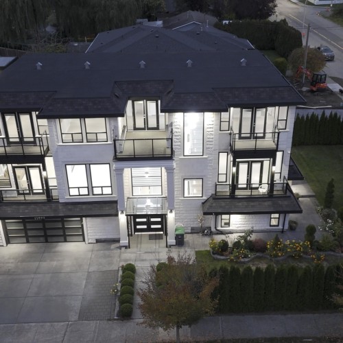 Photo 4 at 17997 56a Avenue, Cloverdale BC, Cloverdale Photo 4 at 17997 56a Avenue, Cloverdale BC, Cloverdale