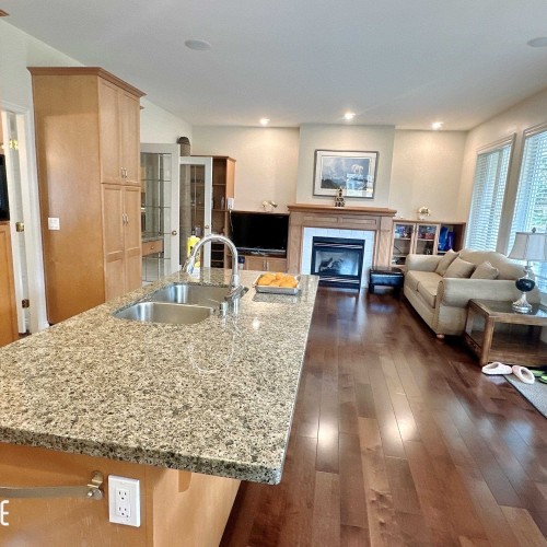 Photo 5 at 9493 163 Street, Fleetwood Tynehead, Surrey Photo 5 at 9493 163 Street, Fleetwood Tynehead, Surrey