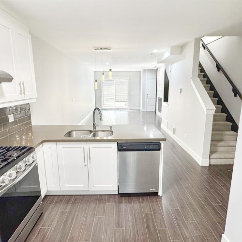 Photo 10 at 14 - 6162 138 Street, Sullivan Station, Surrey Photo 10 at 14 - 6162 138 Street, Sullivan Station, Surrey