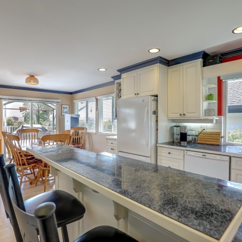 Photo 7 at 7852 167a Street, Fleetwood Tynehead, Surrey Photo 7 at 7852 167a Street, Fleetwood Tynehead, Surrey