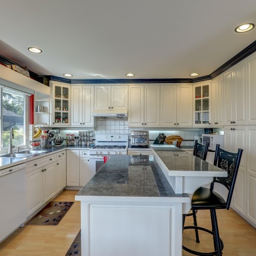 Photo 5 at 7852 167a Street, Fleetwood Tynehead, Surrey Photo 5 at 7852 167a Street, Fleetwood Tynehead, Surrey