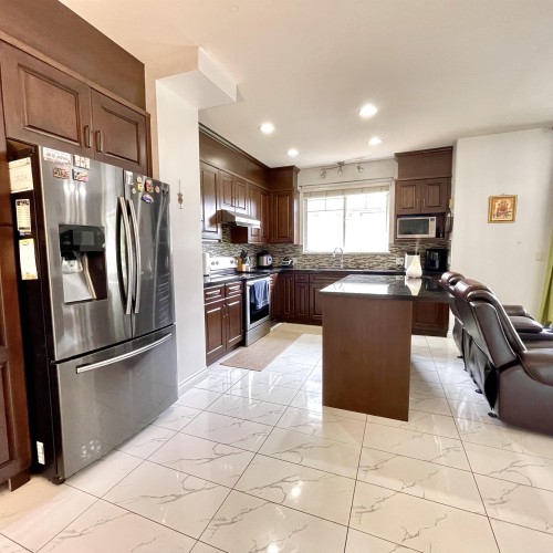 Photo 11 at 6 - 14453 72 Avenue, East Newton, Surrey Photo 11 at 6 - 14453 72 Avenue, East Newton, Surrey