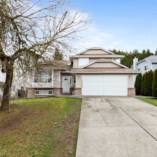 Photo 2 at 14269 89a Avenue, Bear Creek Green Timbers, Surrey Photo 2 at 14269 89a Avenue, Bear Creek Green Timbers, Surrey