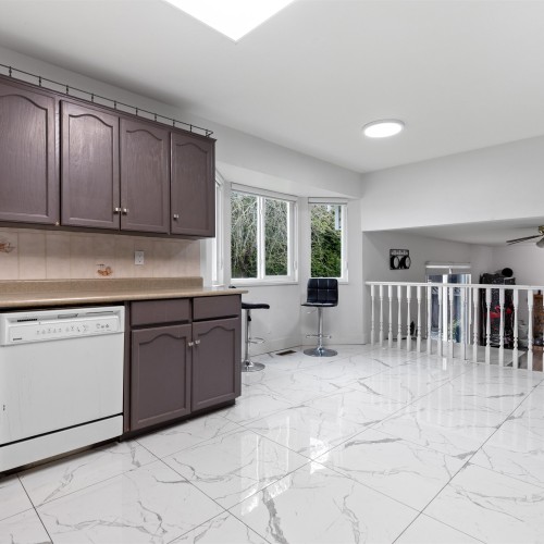 Photo 11 at 14269 89a Avenue, Bear Creek Green Timbers, Surrey Photo 11 at 14269 89a Avenue, Bear Creek Green Timbers, Surrey