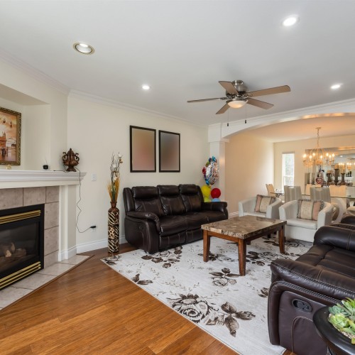 Photo 2 at 16840 60a Avenue, Cloverdale BC, Cloverdale Photo 2 at 16840 60a Avenue, Cloverdale BC, Cloverdale