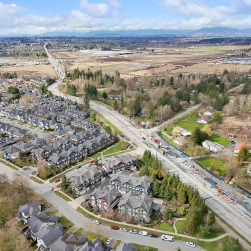 Photo 3 at 7 - 18211 70 Avenue, Cloverdale BC, Cloverdale Photo 3 at 7 - 18211 70 Avenue, Cloverdale BC, Cloverdale