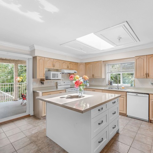 Photo 11 at 14349 90 Avenue, Bear Creek Green Timbers, Surrey Photo 11 at 14349 90 Avenue, Bear Creek Green Timbers, Surrey