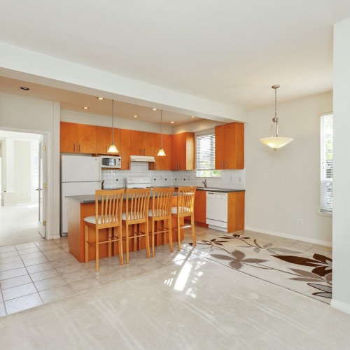 Photo 5 at 5 - 8250 158 Street, Fleetwood Tynehead, Surrey Photo 5 at 5 - 8250 158 Street, Fleetwood Tynehead, Surrey