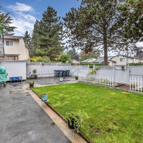 Photo 3 at 6613 134 Street, West Newton, Surrey Photo 3 at 6613 134 Street, West Newton, Surrey