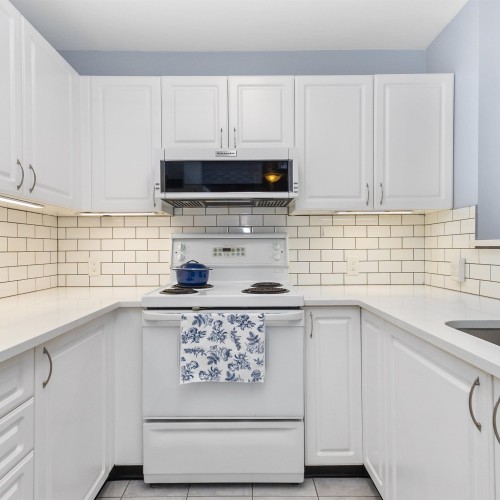 Photo 3 at 405 - 13680 84 Avenue, Bear Creek Green Timbers, Surrey Photo 3 at 405 - 13680 84 Avenue, Bear Creek Green Timbers, Surrey