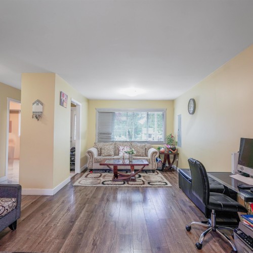 Photo 6 at 14088 78 Avenue, East Newton, Surrey Photo 6 at 14088 78 Avenue, East Newton, Surrey