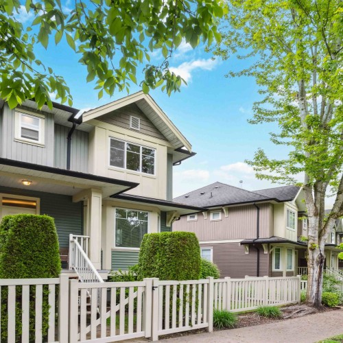 Photo 2 at 32 - 6575 192 Street, Clayton, Cloverdale Photo 2 at 32 - 6575 192 Street, Clayton, Cloverdale