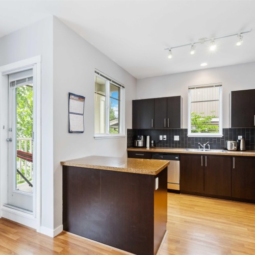 Photo 8 at 32 - 6575 192 Street, Clayton, Cloverdale Photo 8 at 32 - 6575 192 Street, Clayton, Cloverdale