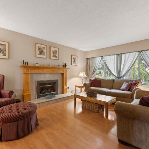 Photo 6 at 13821 77a Avenue, East Newton, Surrey Photo 6 at 13821 77a Avenue, East Newton, Surrey