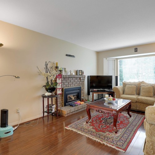 Photo 5 at 8874 143a Street, Bear Creek Green Timbers, Surrey Photo 5 at 8874 143a Street, Bear Creek Green Timbers, Surrey