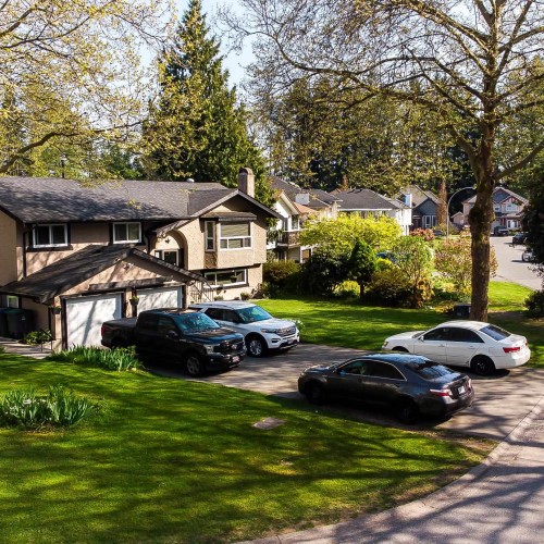 Photo 8 at 8922 Edinburgh Street, Queen Mary Park Surrey, Surrey Photo 8 at 8922 Edinburgh Street, Queen Mary Park Surrey, Surrey