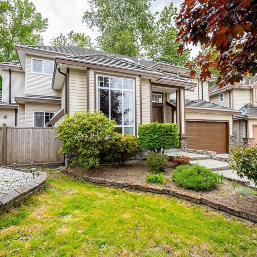 Photo 3 at 14374 76a Avenue, East Newton, Surrey Photo 3 at 14374 76a Avenue, East Newton, Surrey